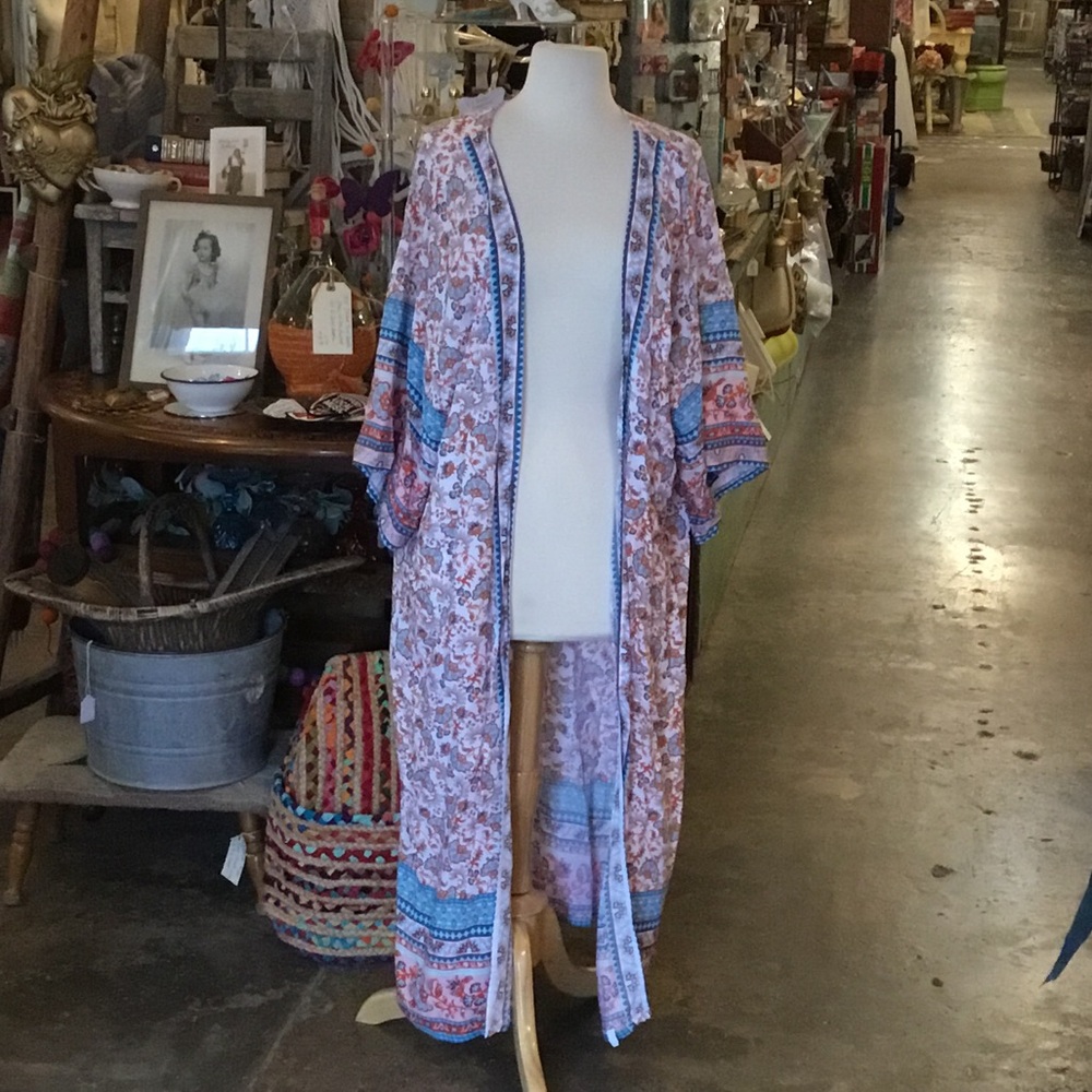 0261 No Brand Bohemian Floral Duster; EUC One Size